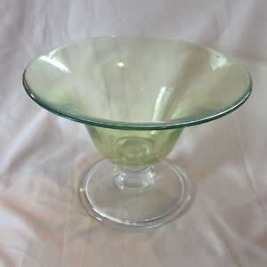 Art Deco Green Pedestal Glass Art Bowl